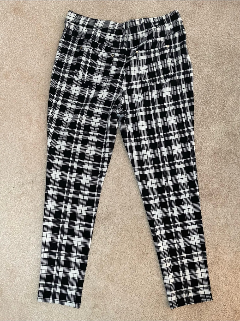 Bae City Black & White Plaid Thick Stretch Leggings — Size 3X - Picture 2 of 8